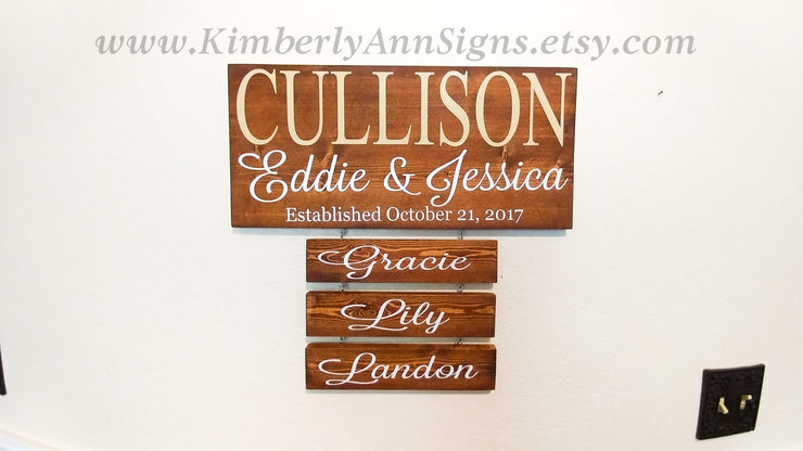Family name sign / Last name sign with children names / Personalized established sign / Custom name wooden sign / Sign with name plaques