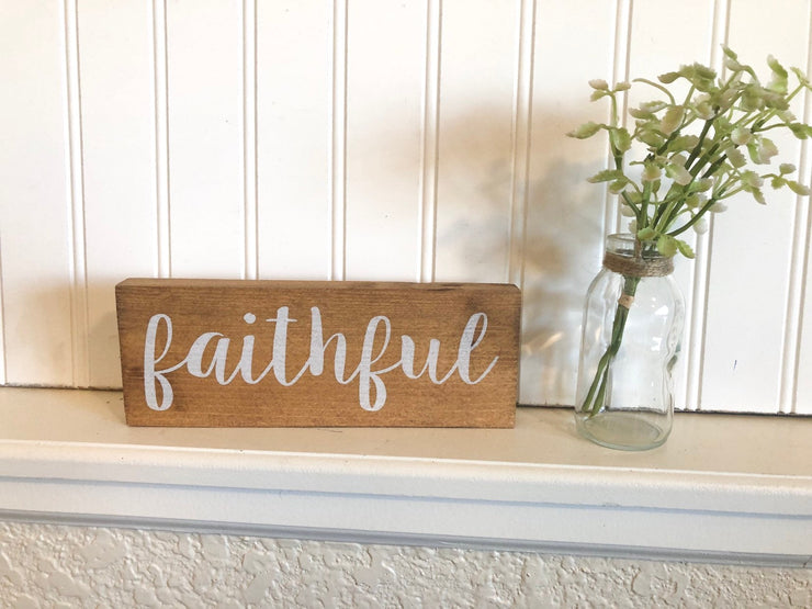 Small personalized wood sign / Small wedding sign / Custom word sign / Very small custom sign / Customized wooden sign / You choose words