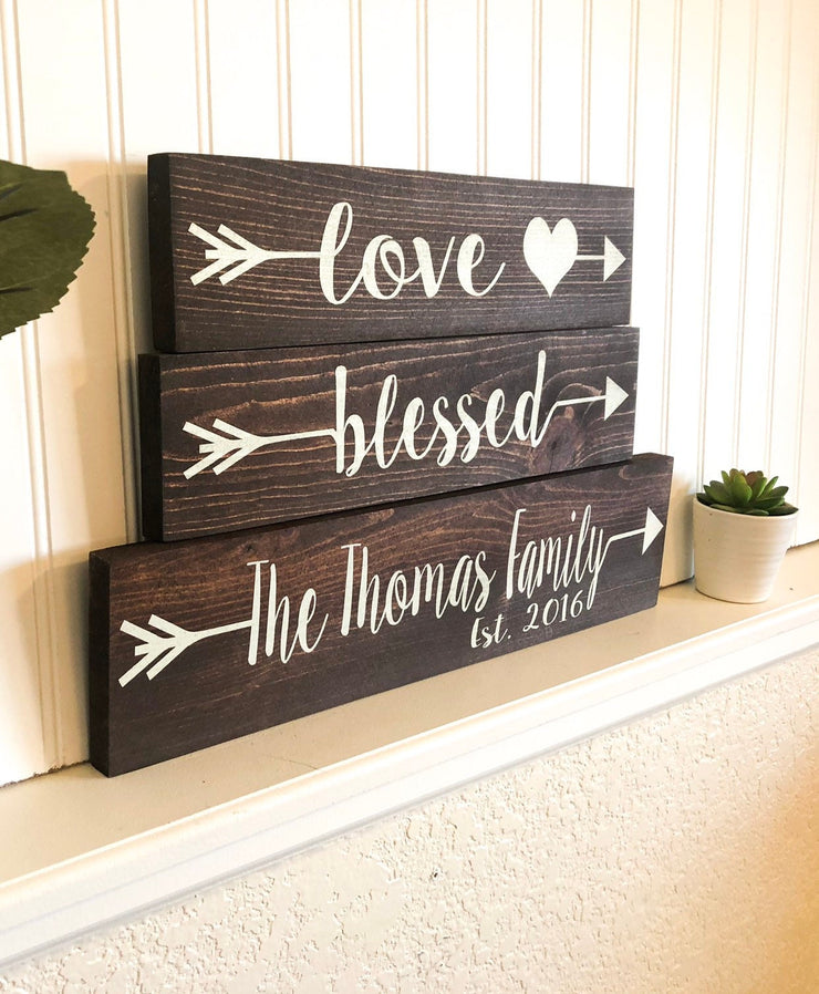 Wooden arrow custom name home decor sign, Family last name sign, Small wood sign, Personalized name sign and established date, your words