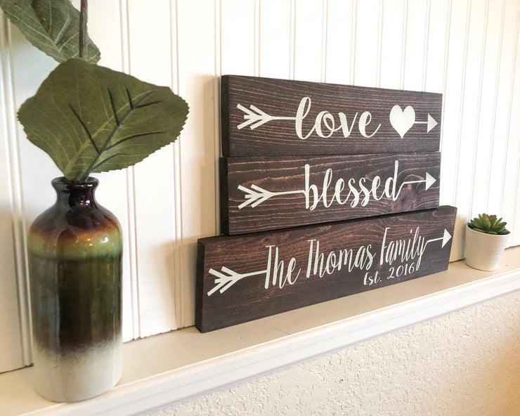 Wooden arrow custom name home decor sign, Family last name sign, Small wood sign, Personalized name sign and established date, your words