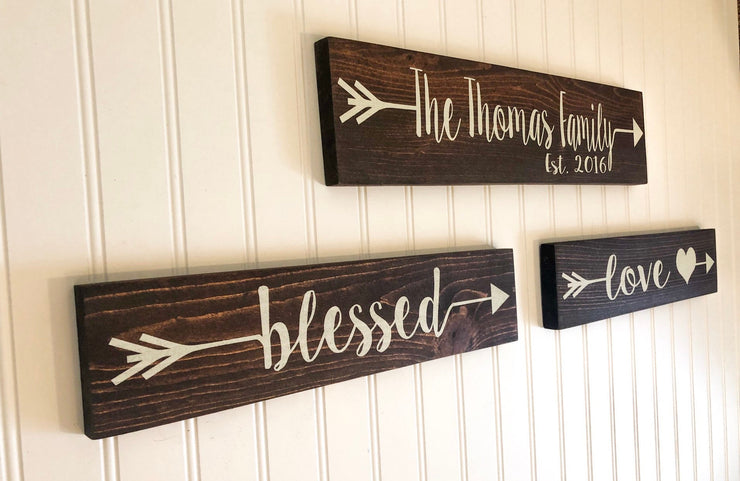 Wooden arrow custom name home decor sign, Family last name sign, Small wood sign, Personalized name sign and established date, your words