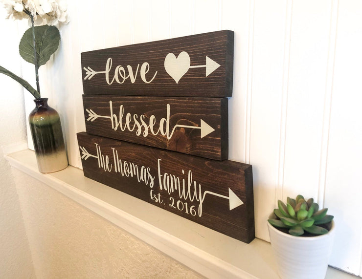 Wooden arrow custom name home decor sign, Family last name sign, Small wood sign, Personalized name sign and established date, your words