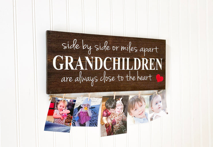 Side by side or miles apart / Grandchildren sign / Grandmother gift / Gift for Grandma/ Grandchildren picture sign / Grandparent gift