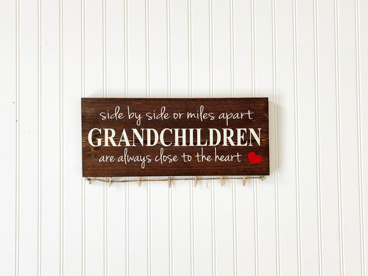 Side by side or miles apart / Grandchildren sign / Grandmother gift / Gift for Grandma/ Grandchildren picture sign / Grandparent gift