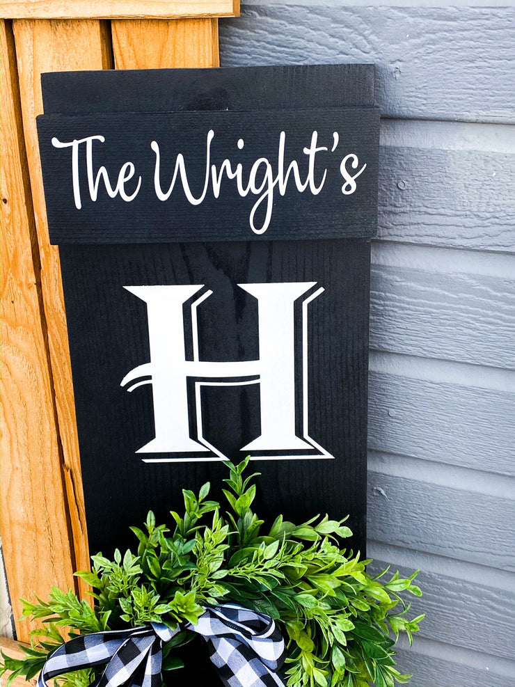 Home sign with wreath / Last name home sign / Personalized home sign / Front door sign / Welcome to our home sign / Custom wreath door sign