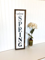 Welcome spring home decor frame sign / Farmhouse style spring sign / Spring time wooden home decor sign / Vertical welcome spring wood sign
