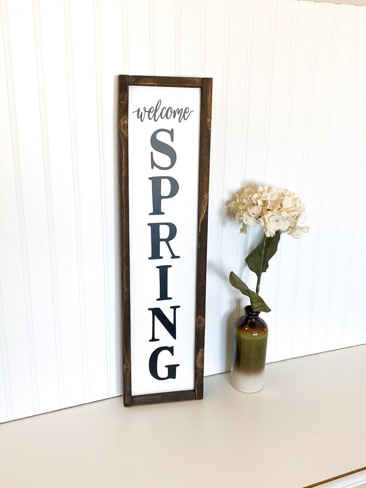 Welcome spring home decor frame sign / Farmhouse style spring sign / Spring time wooden home decor sign / Vertical welcome spring wood sign