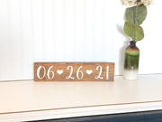 Save the date wood sign / Small engagement date sign / Personalized wedding date sign / Date sign with hearts / Engagement photo sign