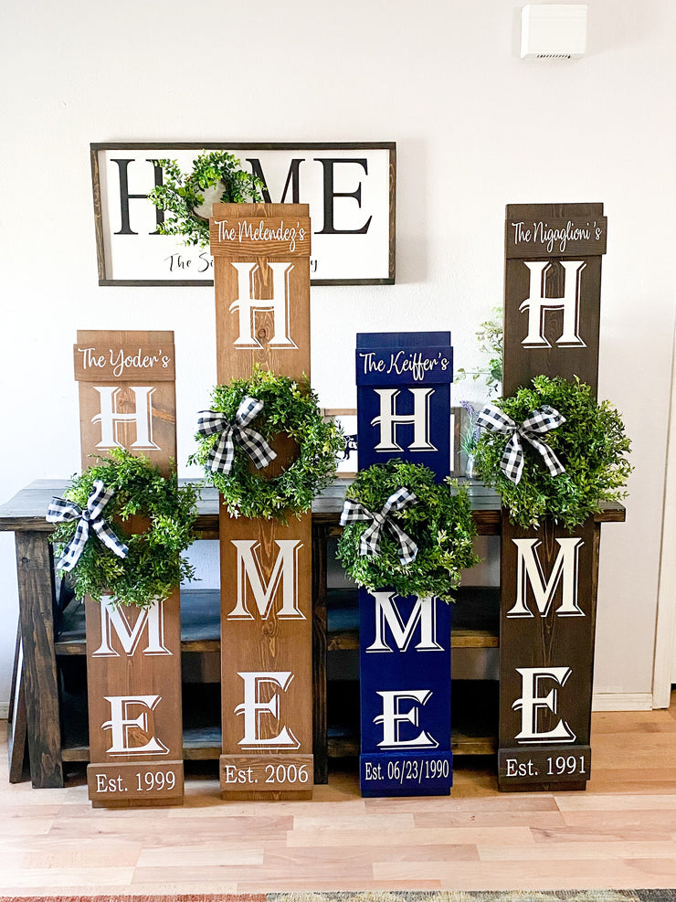 Home sign with wreath / Last name home sign / Personalized home sign / Front door sign / Welcome to our home sign / Custom wreath door sign