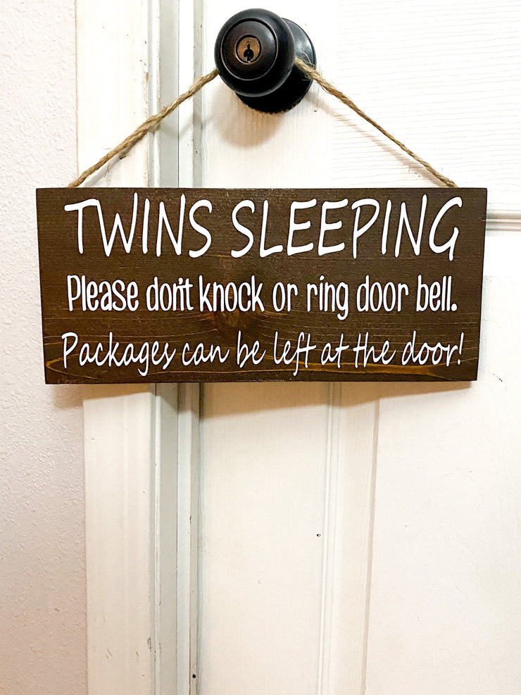 Baby sleeping, Twins sleeping, Babies sleeping door sign / Please don&#39;t knock or ring door bell / Packages can be left at the door wood sign