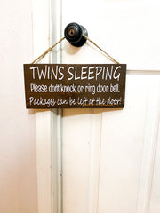 Baby sleeping, Twins sleeping, Babies sleeping door sign / Please don&#39;t knock or ring door bell / Packages can be left at the door wood sign