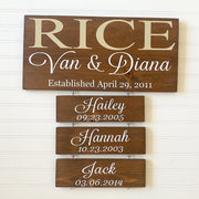 Family name established sign / Last name sign with children names and birthdates / Custom name wooden sign / Sign with name plaques