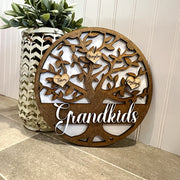 Grandkids family tree name sign / Grandchildren tree with engraved hearts / Mother’s Day gift / Nana / Mimi / Grandma, Grandpa gift
