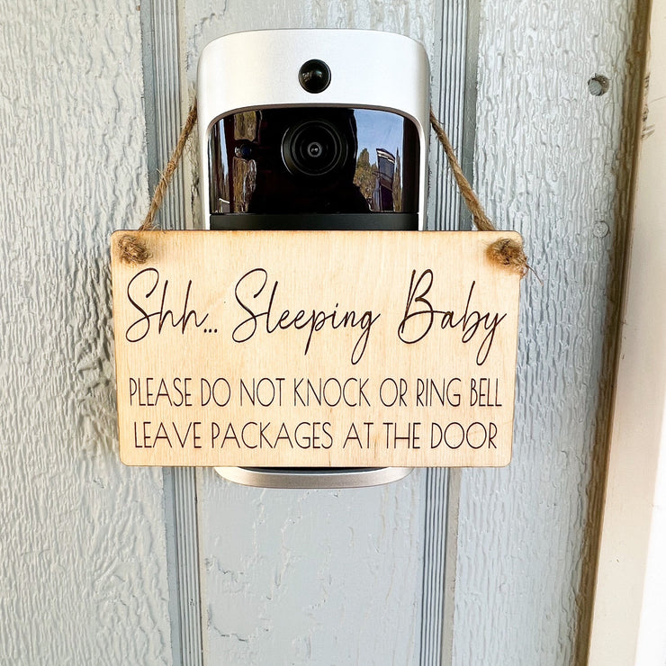 Sh sleeping baby small wooden hanging sign / Front door sign / Leave packages / Do not disturb / Do not knock sign / Baby shower gift