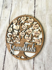 Grandkids family tree name sign / Grandchildren tree with engraved hearts / Mother’s Day gift / Nana / Mimi / Grandma, Grandpa gift