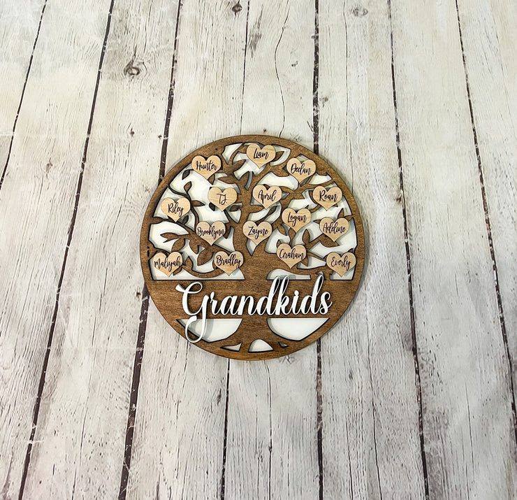 Grandkids family tree name sign / Grandchildren tree with engraved hearts / Mother’s Day gift / Nana / Mimi / Grandma, Grandpa gift